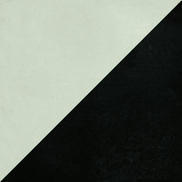 41zero42 Futura Half Black