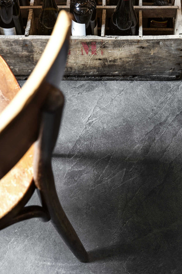 Marazzi Mystone Ardesia Antracite – pavimento in ambientazione