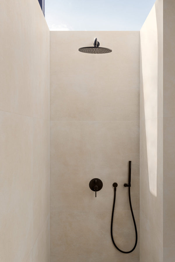 Marazzi Slow Pomice – rivestimento effetto cotto nella doccia